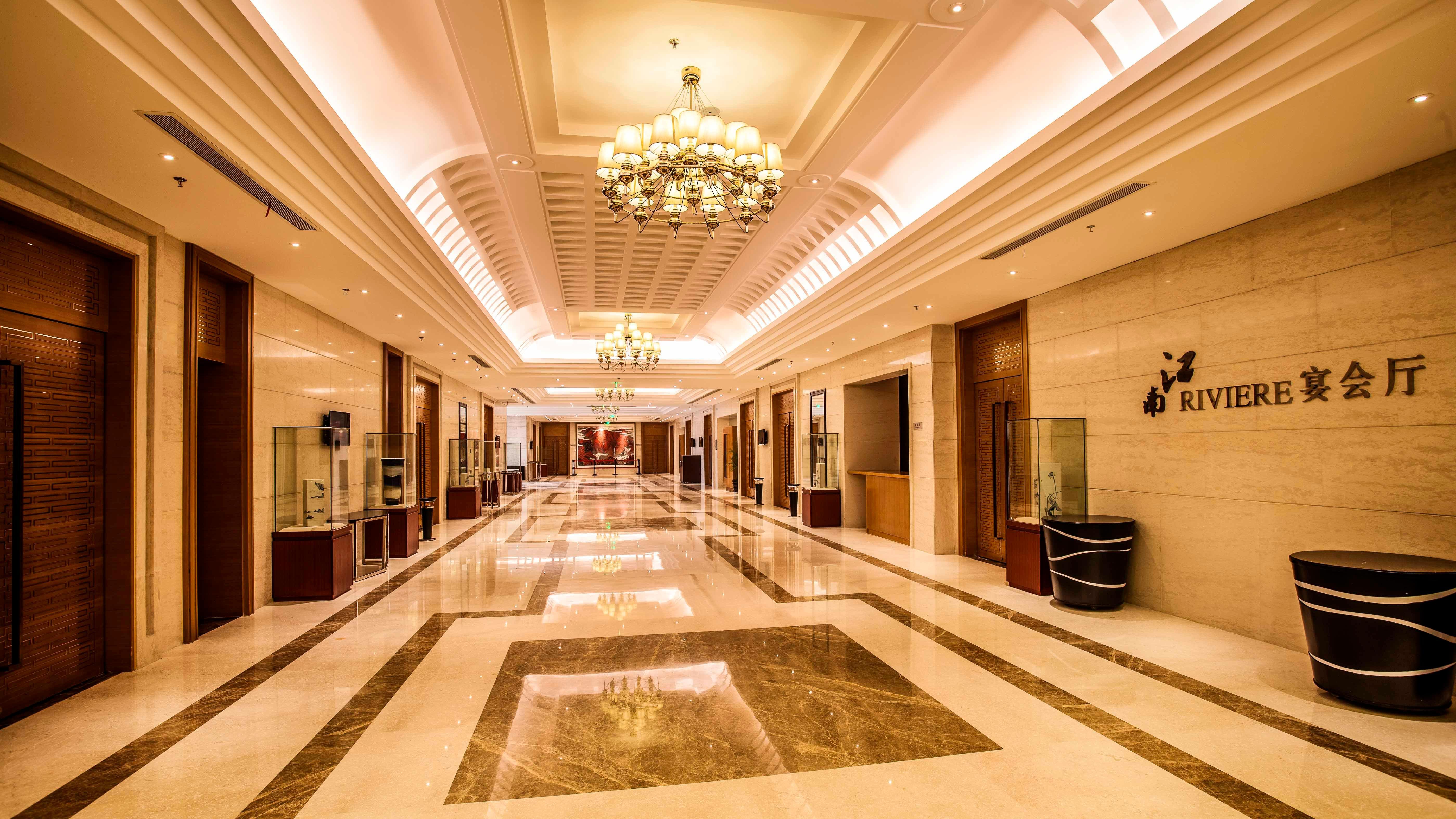 Holiday Inn Nanchang Riverside By Ihg Exterior foto
